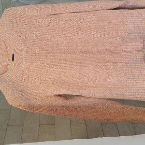 GAP Classic & Warm Blush Orange Sweater - NWOT - Size L